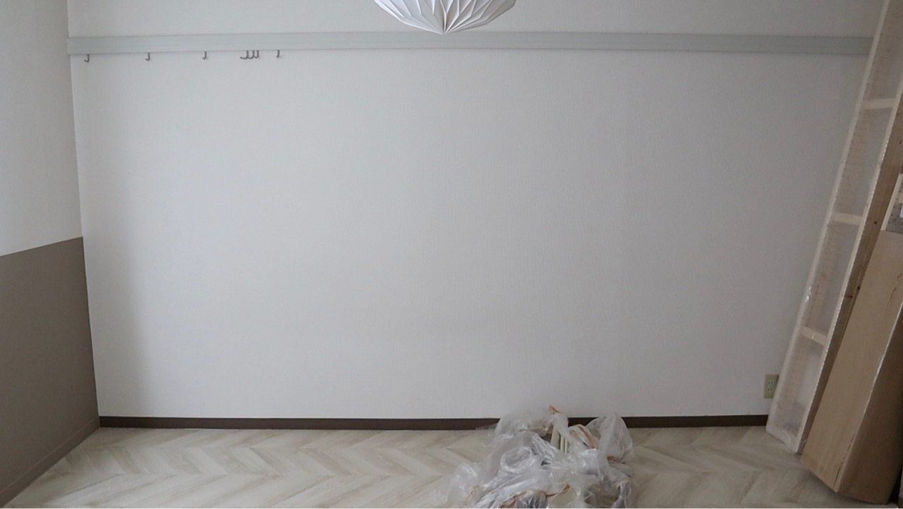 こども部屋 壁紙diy 3 ピクチャーレールから下に貼る えはみのdiyと暮らしブログ Powered By ライブドアブログ