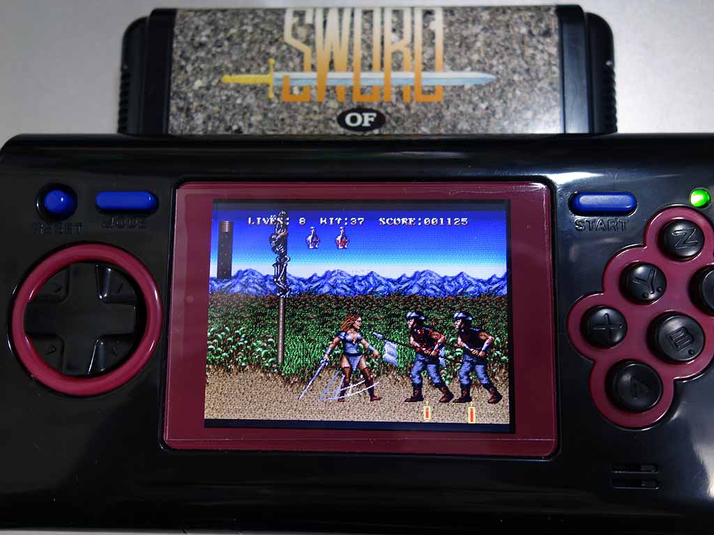 16ビットポケットMDプラス MD ＆ セガ アウトランナーズソフト中古品セット 16ビットポケットMDプラス MD ＆ セガ アウトランナーズソフト中古品セット