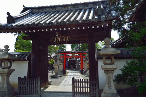 今井町　春日神社　山門