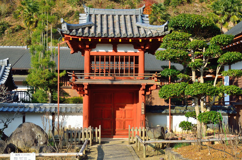 岡寺　楼門