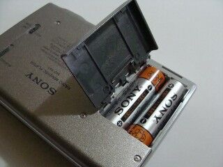 現状品 SONY ソニー ラジオ搭載 MDウォークマン MZ-F40 MZ-F40 ｜SONY ソニー シルバー ラジオ内蔵ポータブルミニ