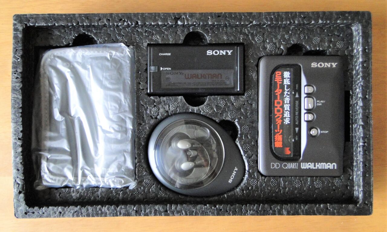 WALKMAN DD QUARTZ WM-DD9 : さくの家電のーと WALKMAN DD QUARTZ WM-DD9 : さくの家電のーと