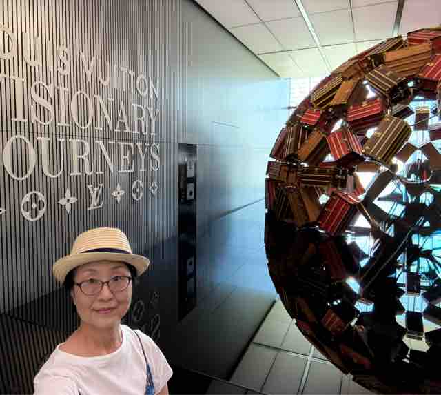 中之島美術館限定 ルイ・ヴィトン ノート　最安値　紙袋付き 中之島美術館限定 ルイ・ヴィトン ノート 最安値 紙袋付き LOUIS