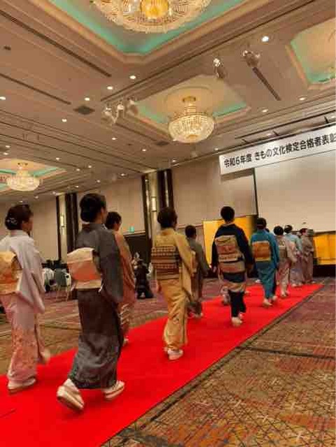 536D6497-6E56-44F2-B9E1-C30D9C8C6B9B