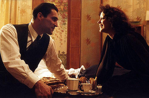 映画放談 エディット ピアフ 愛の賛歌 名曲をしっとりと堪能しよう Eigamasterのblog