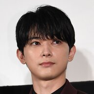 吉沢亮の年末飲酒トラブル詳細とその影響