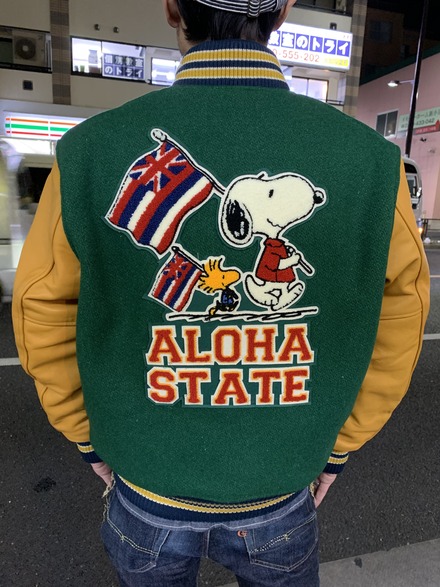 ホワイツビル　サンサーフ　PEANUTSコラボスタジャン ホワイツビルサンサーフPEANUTSコラボスタジャン