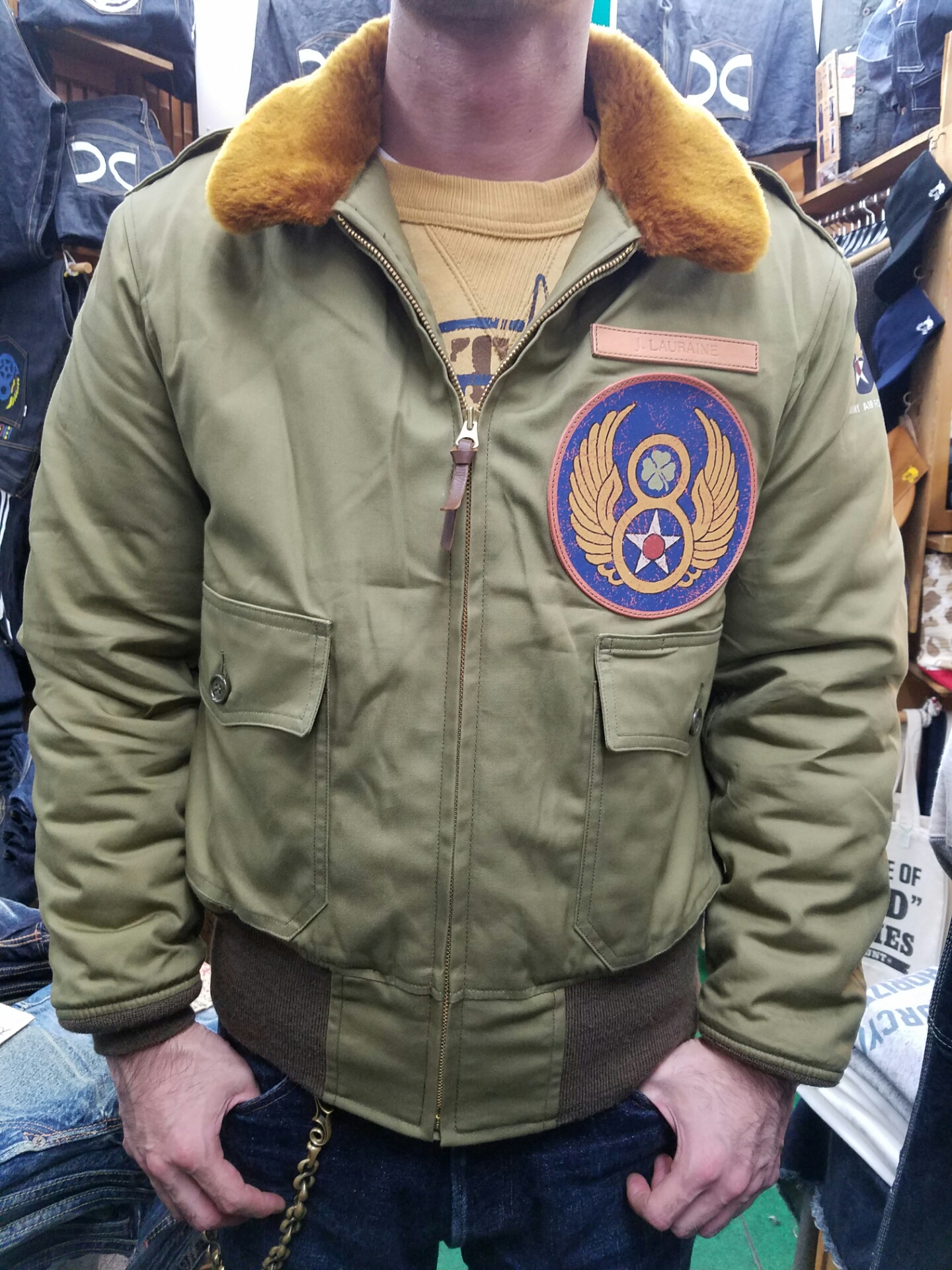 極美品！トイズマッコイ B-10 バッグスバニー 極美品！トイズマッコイ B-10 バッグスバニー