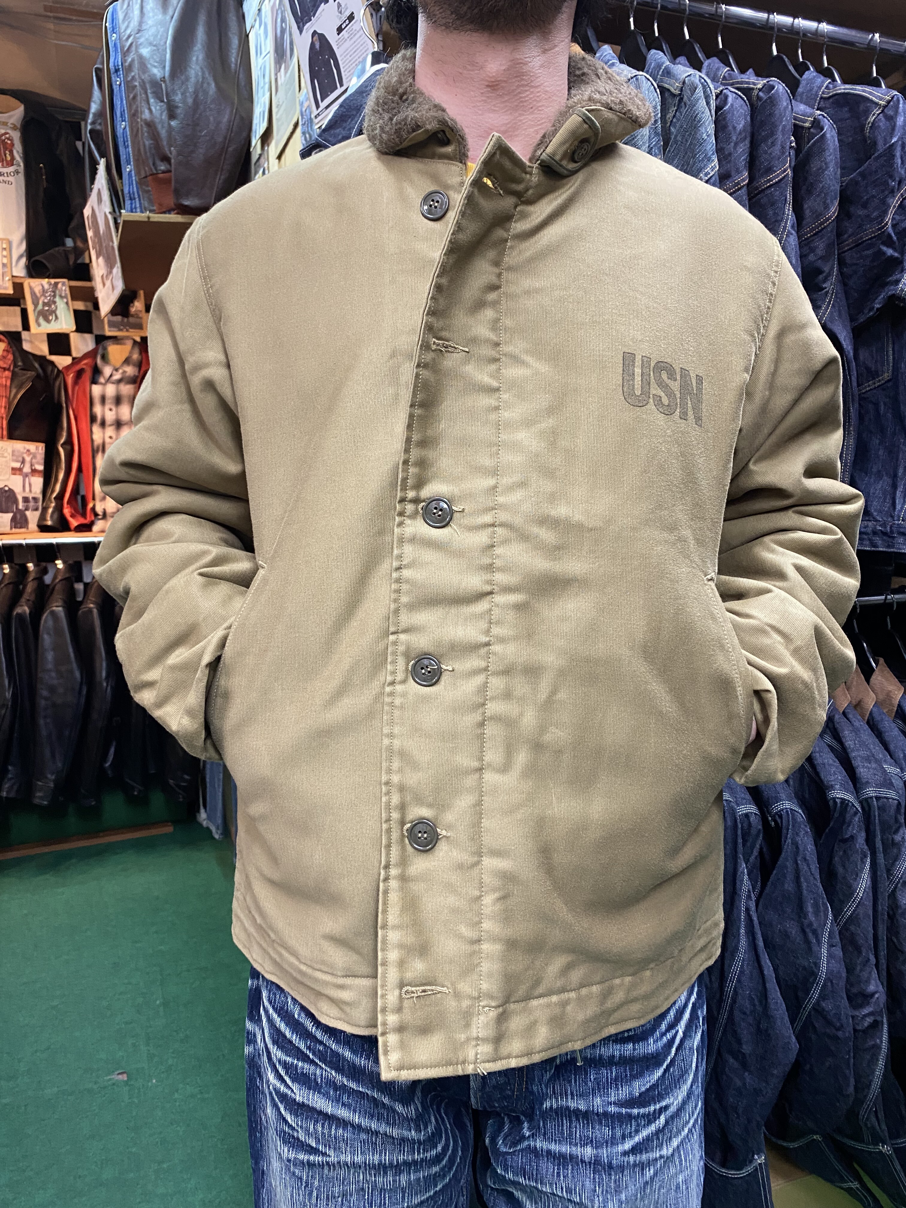 バズリクソンズ！デッキジャケット“N-1 KHAKI DEMOTEX-ED