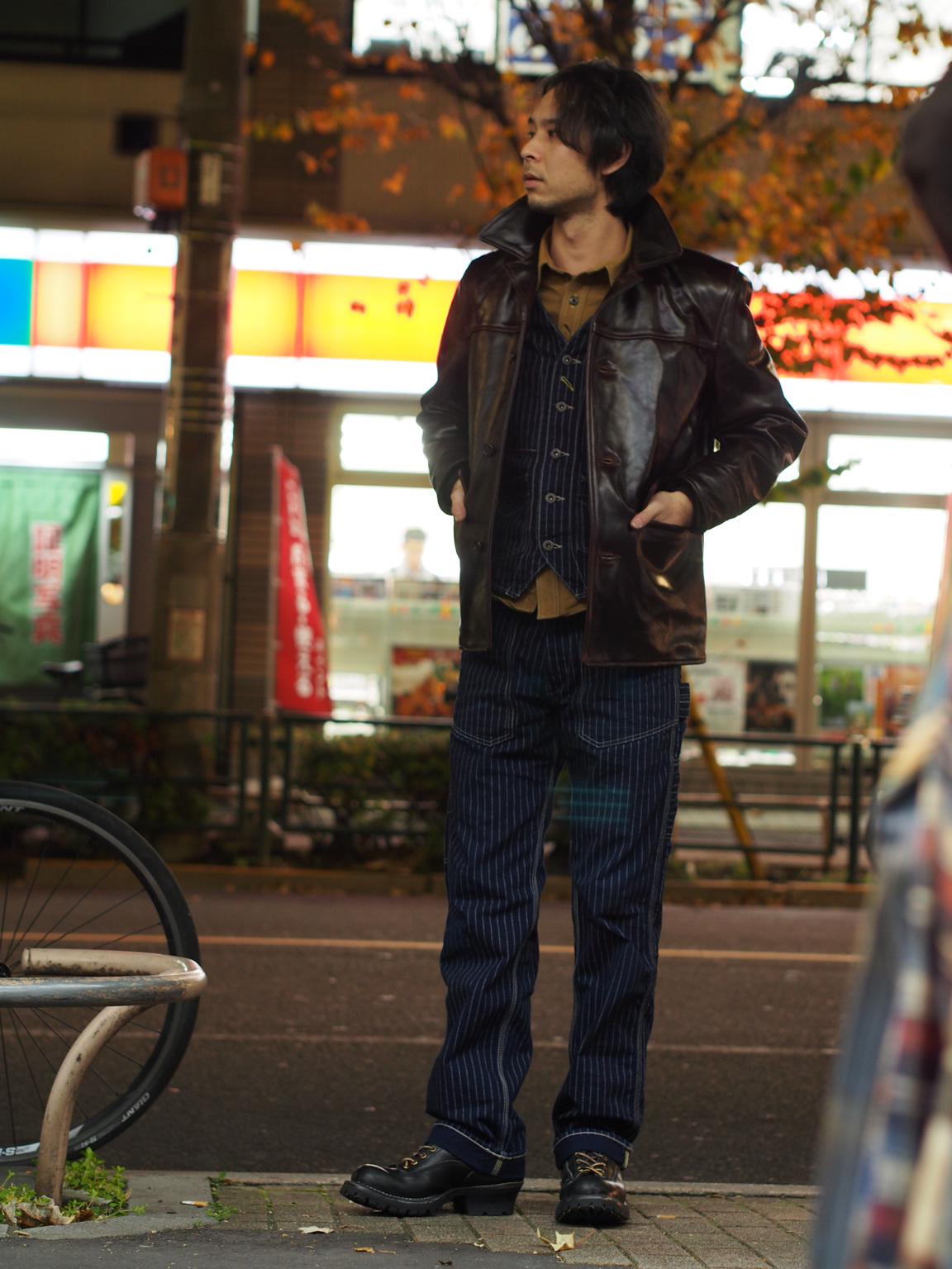 AERO LEATHER ヴェステ デ ラリー