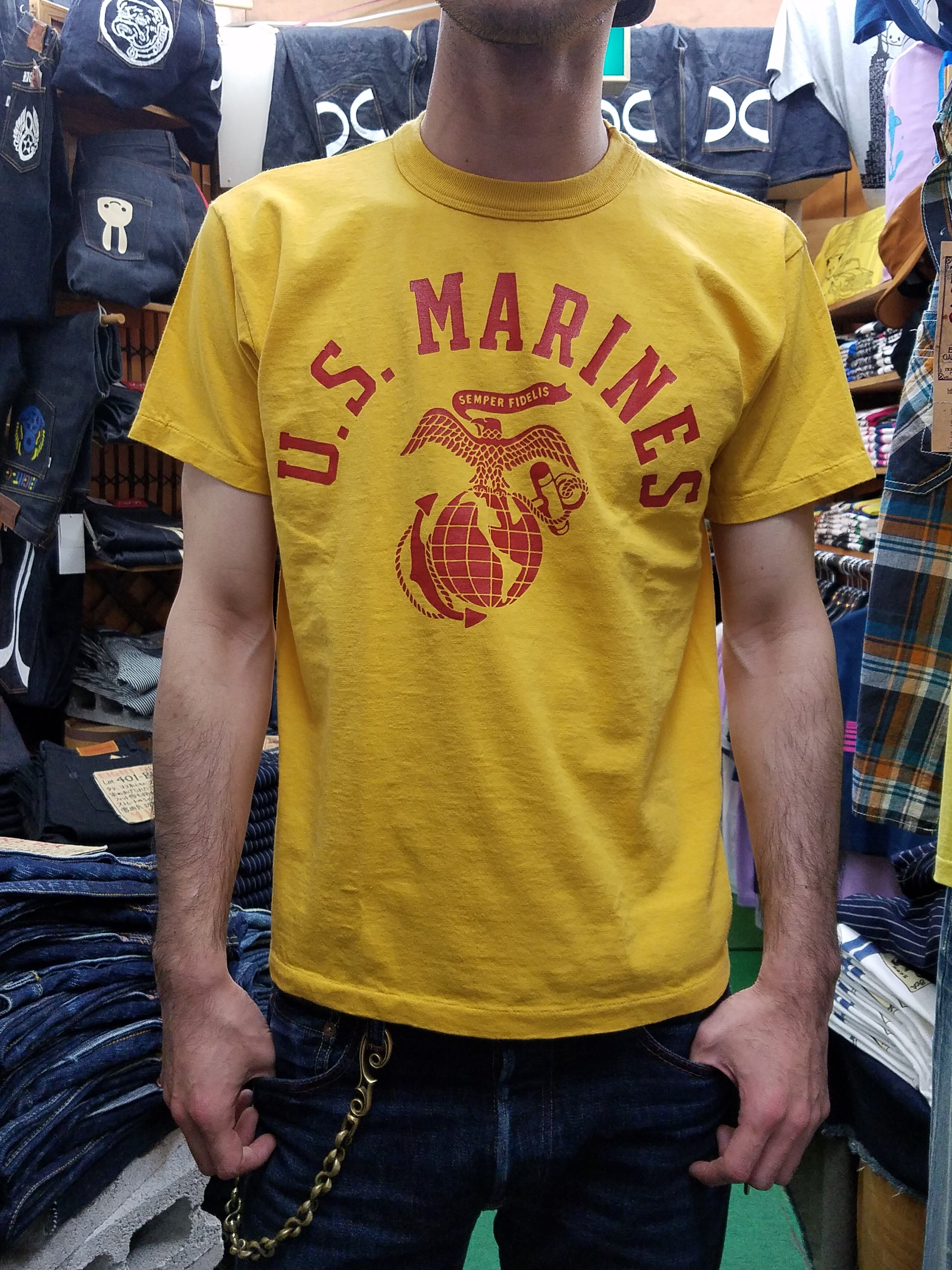 The REAL McCOY'SタクシードライバーU.S. MARINES 黄M トイズマッコイ！タクシードライバー半袖Tシャツ