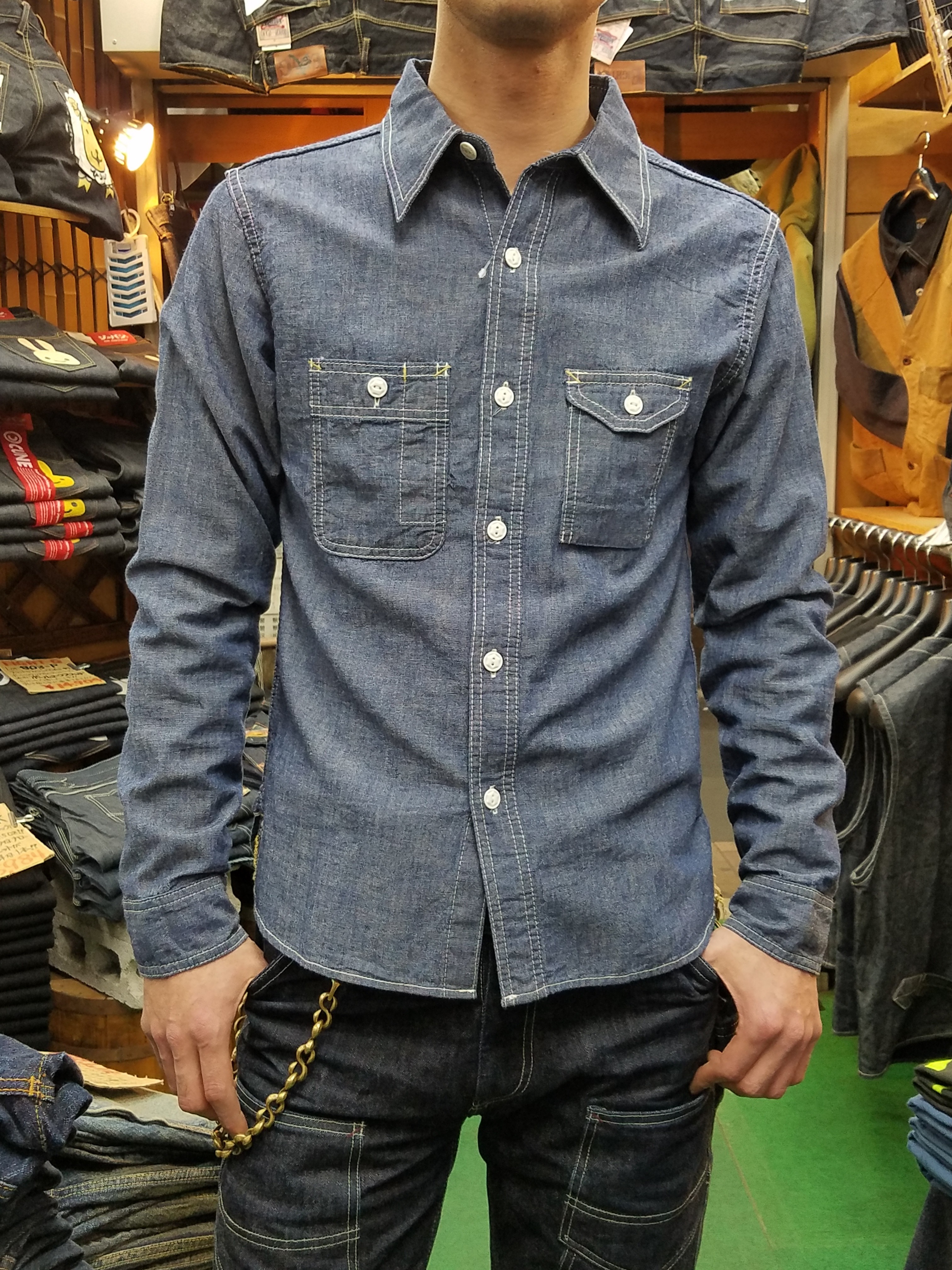 エイトジー！ブルーシャンブレーシャツ！！ : Gパン屋サカイ