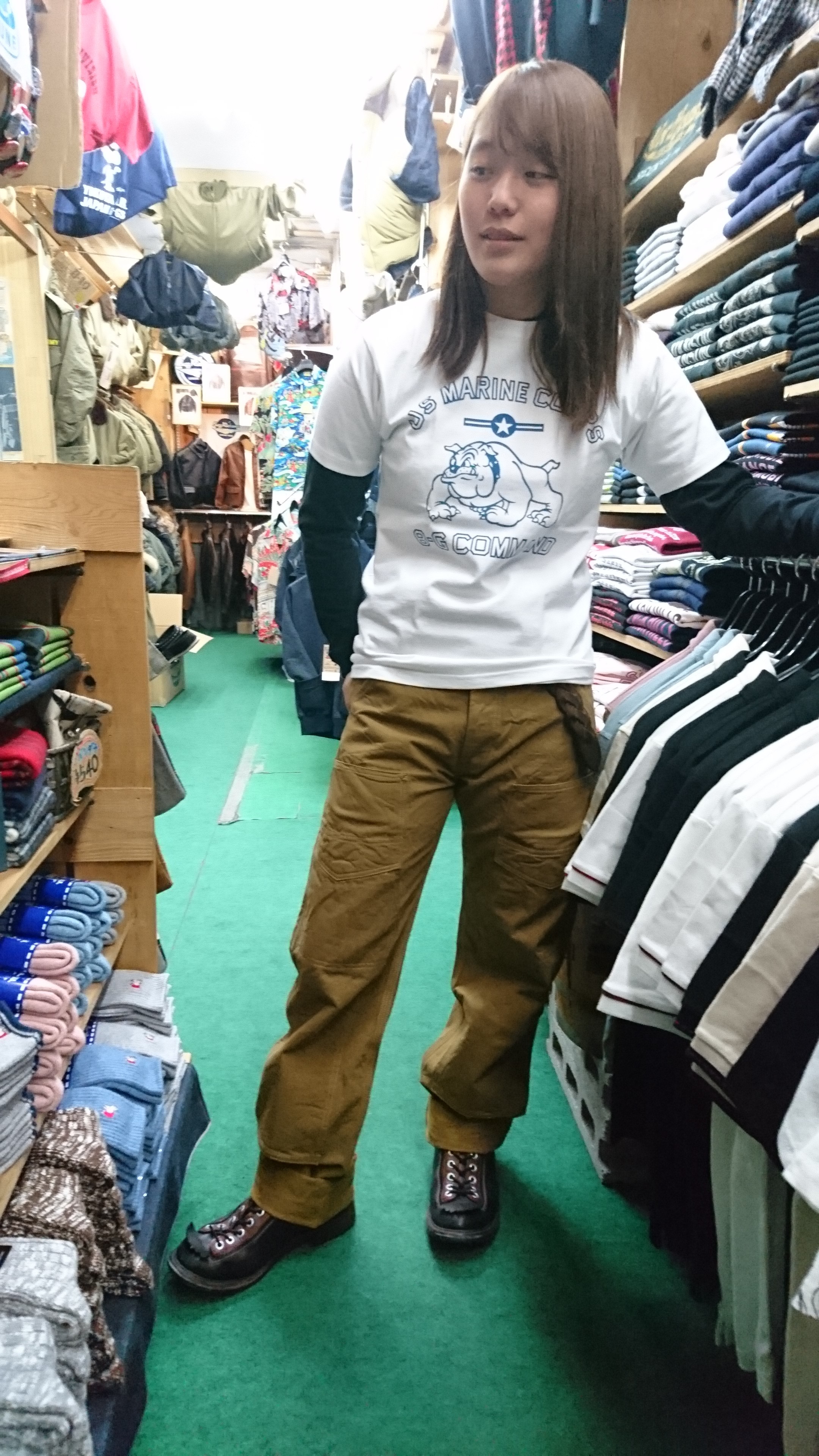 Gパン屋サカイ
	  エイトジーの定番Tシャツ！！
	コメントトラックバック