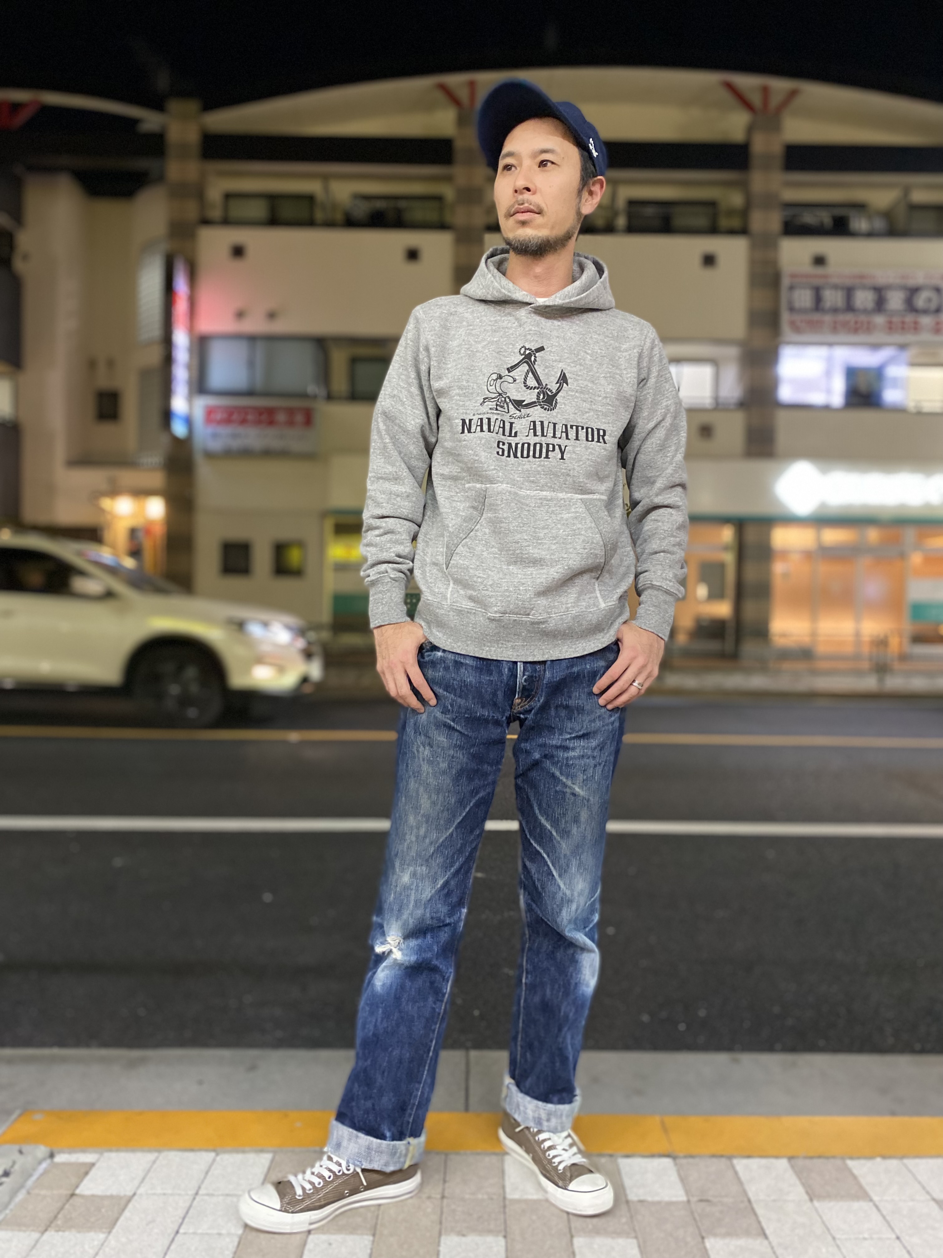 バズリクソンズ ！ピーナッツ スヌーピースウェットパーカー