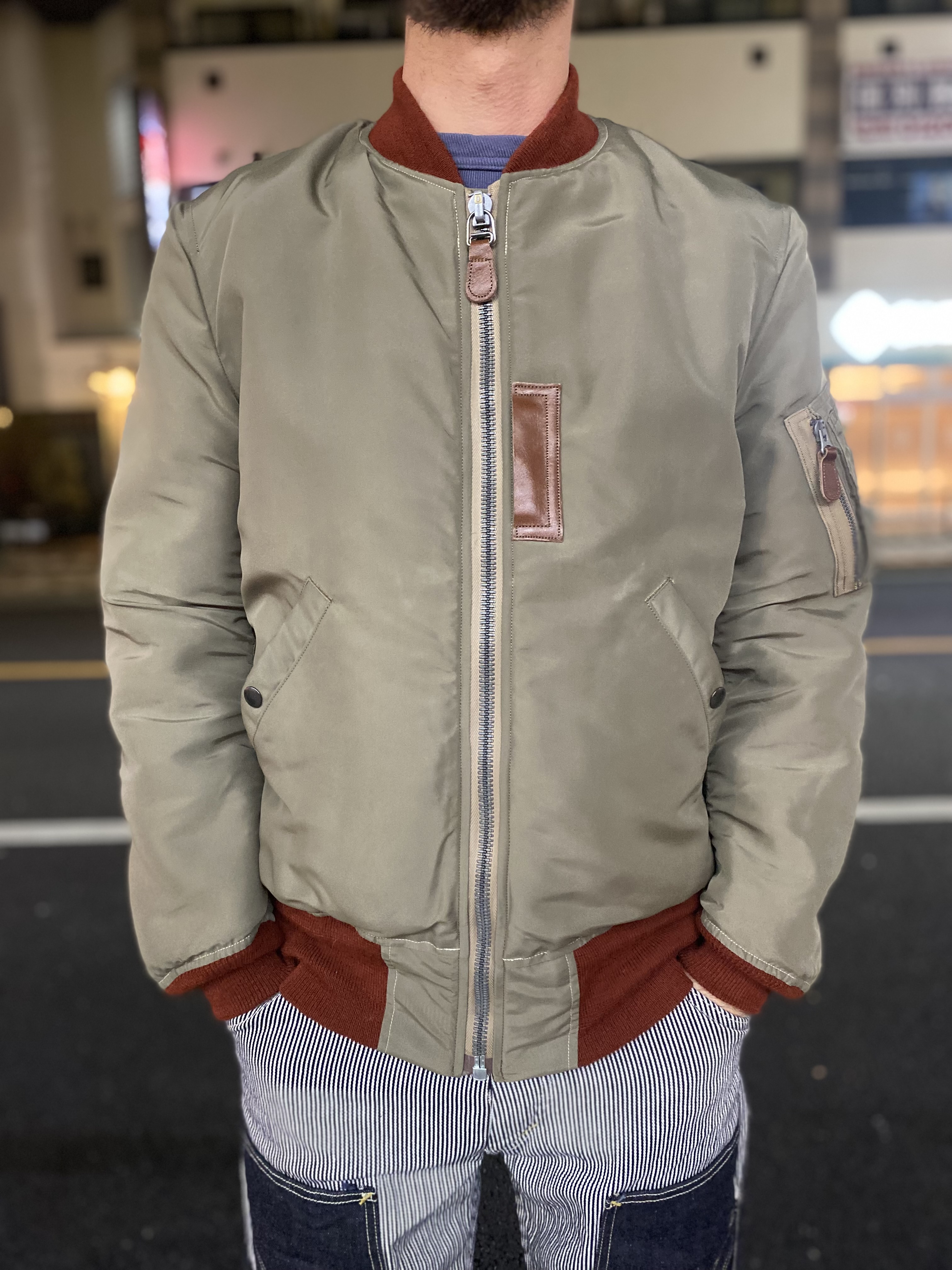 sacai MA-1ジャケット オリーブグリーン sacai MA-1ジャケット オリーブグリーン 24AWスペシャル 異素材