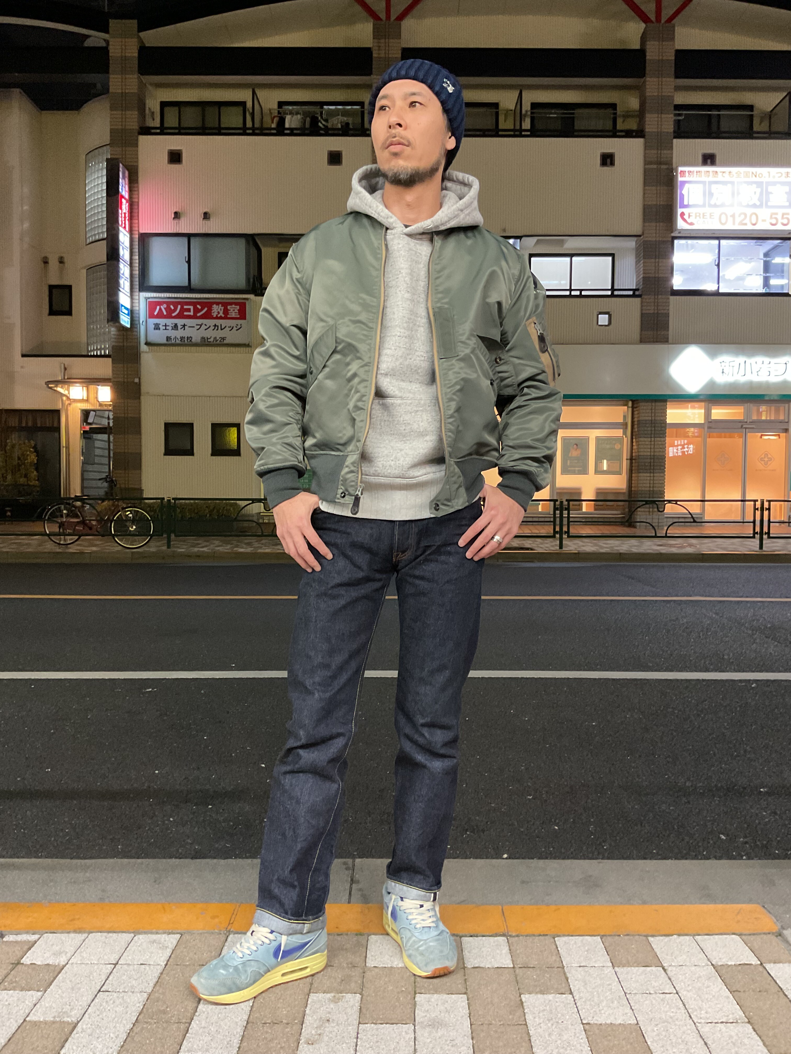 バズリクソンズ！“L-2B！！ : Gパン屋サカイ