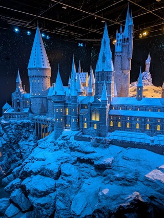 PXL_20251202_063231035