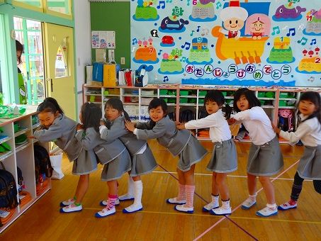 栄光乃園幼稚園制服類一式 づらし