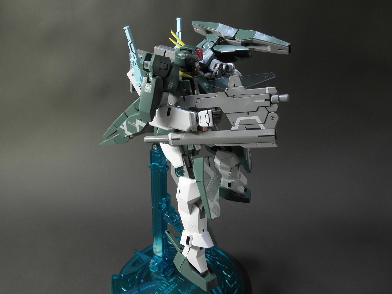 1/100 ガンダム00 ケルディムガンダム デザイナーズカラーバージョン