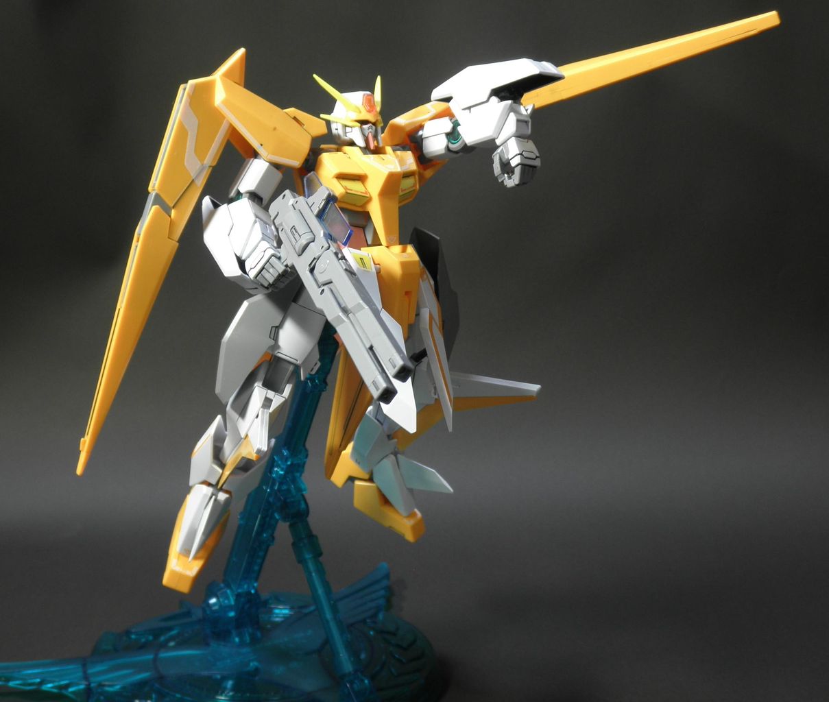 1/100 ガンダム00 アリオスガンダム デザイナーズカラーバージョン