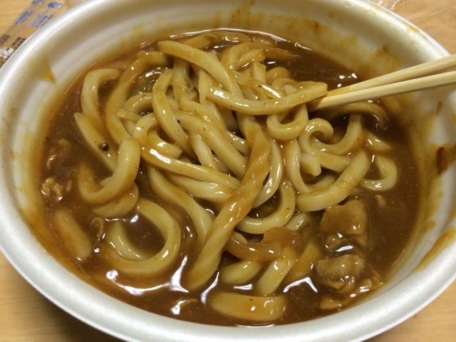 やっちゃった セブンイレブン カレーうどん よもやまダイエットブログ3 やっちゃった セブンイレブン カレーうどん よもやまダイエットブログ3