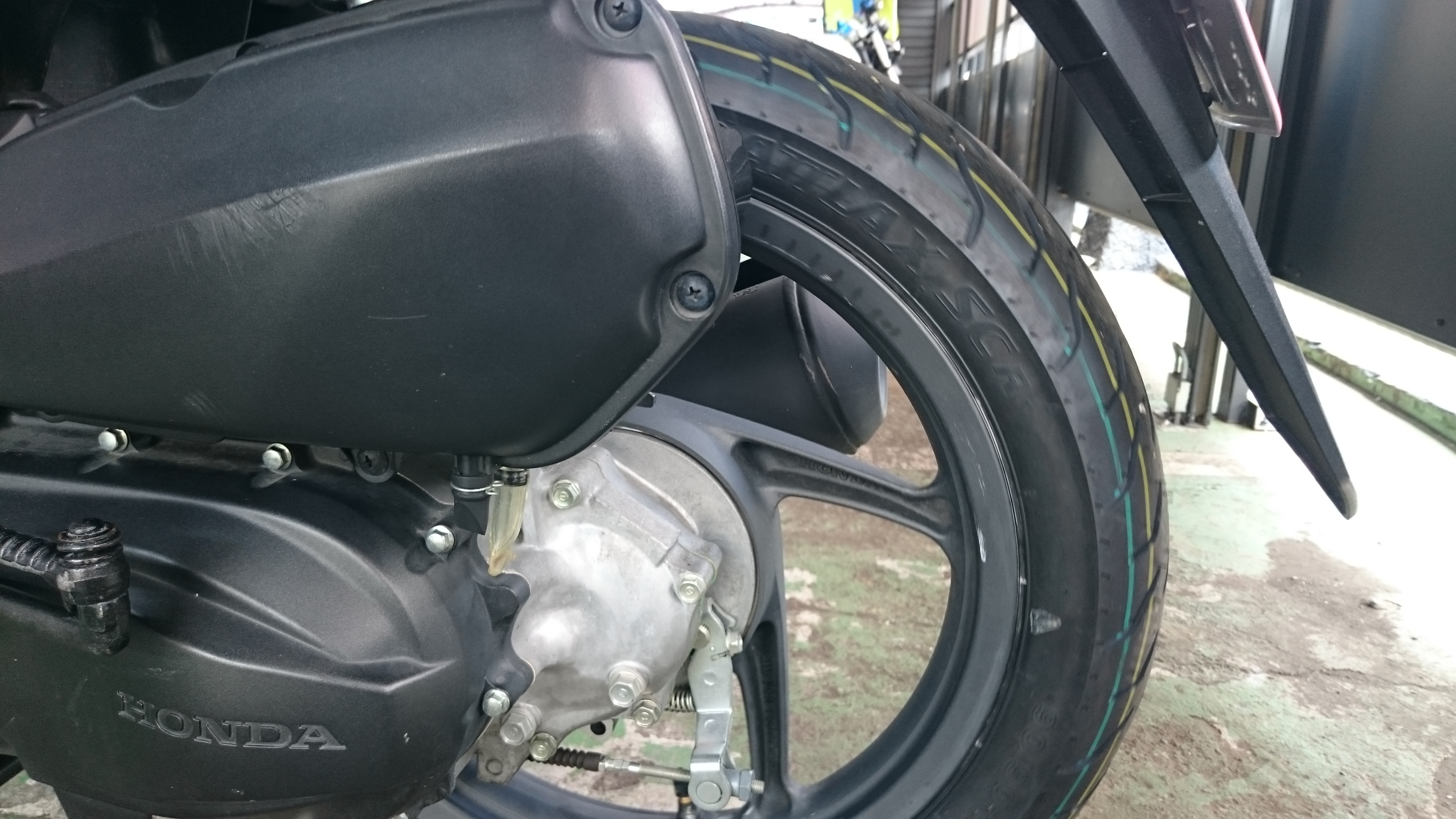 タイヤ交換 Dio110にbattlax Scを履かせました シート補修 Eitaro Ninja タイヤ交換 Dio110にbattlax Scを履かせました シート補修 Eitaro Ninja