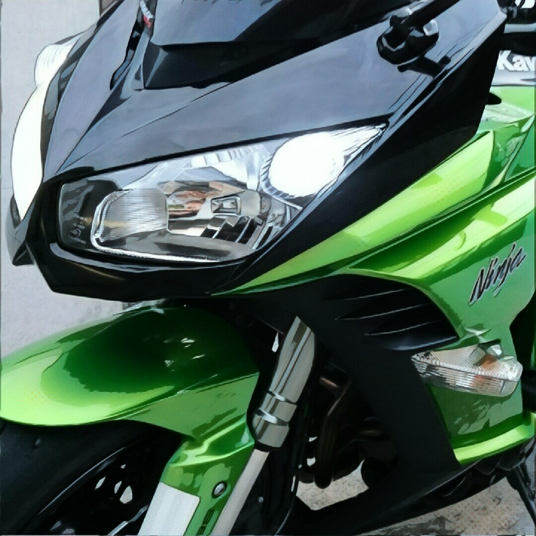 タイヤインプレ Ninja1000のタイヤをミシュラン Power Rsに替えたら走りが劇的に変わった話 Eitaro Ninja