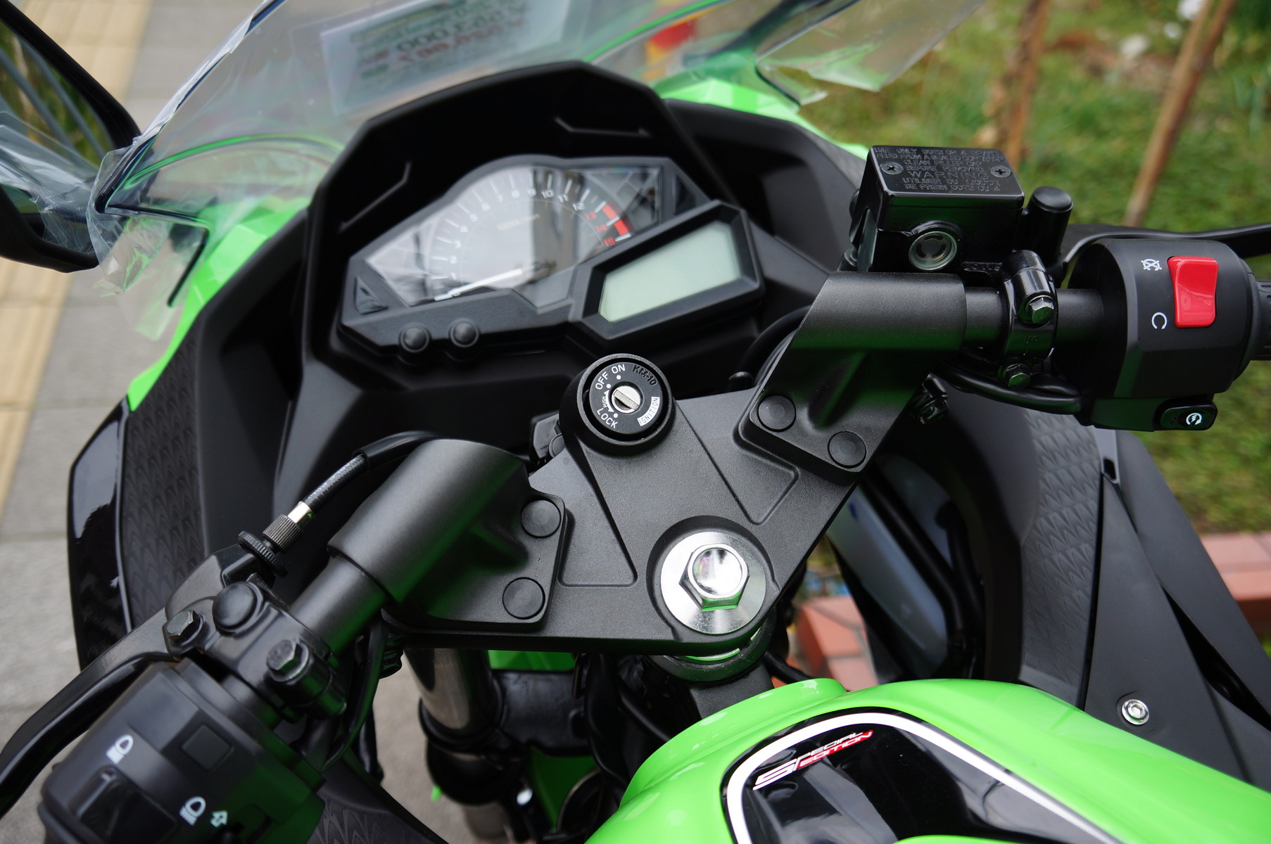 Ninja1000 18カ月点検 新型ninja250 Z800も見てきましたよ Eitaro Ninja