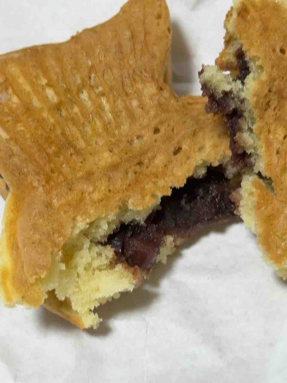 HAT神戸の激安たい焼き 神戸市中央区脇浜海岸通2丁目（HAT神戸1階