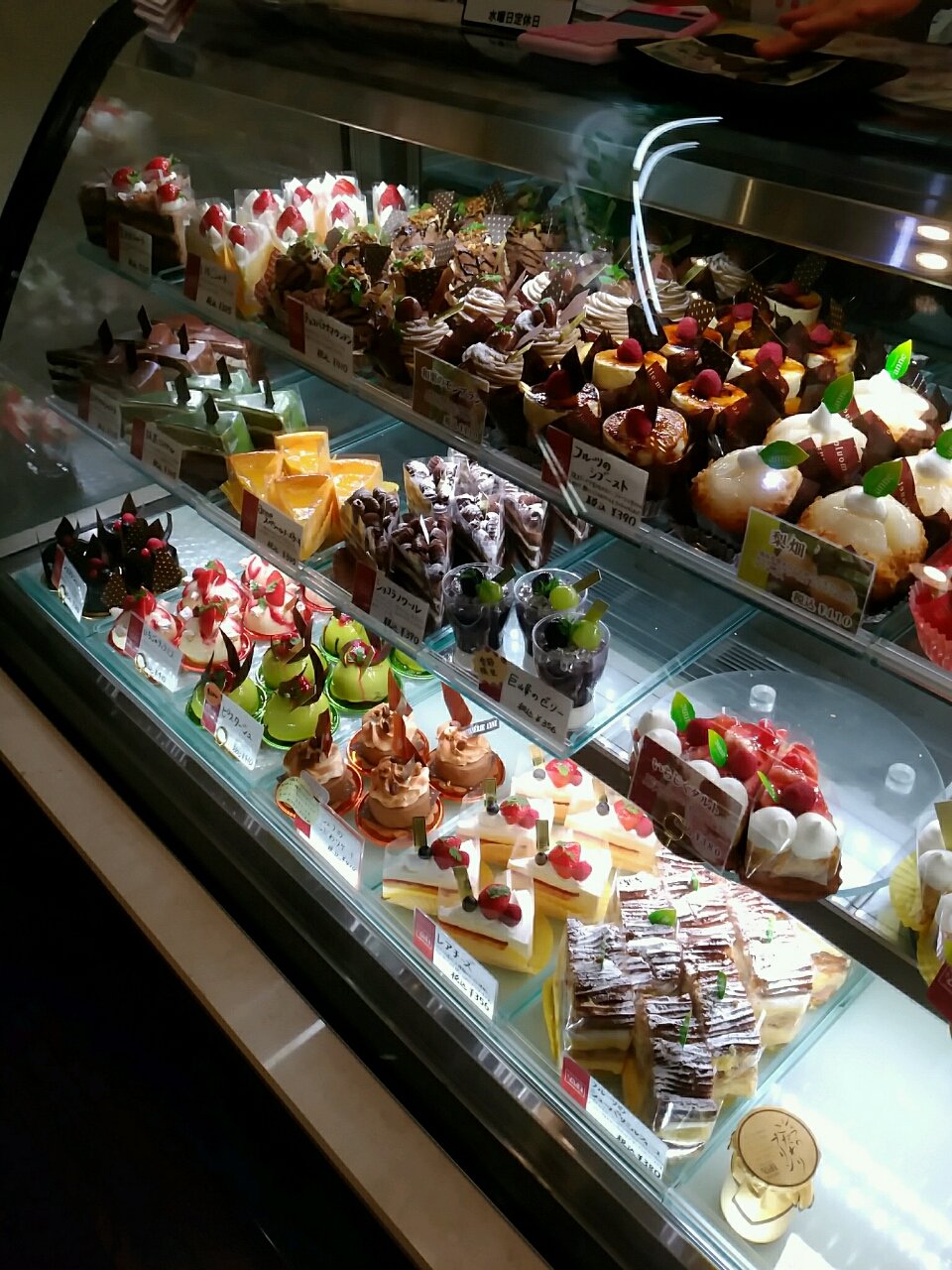 人気洋菓子店のanneスペシャルチーズケーキ 和歌山市内原 パティスリーanne アン 本店 Eitiの主に和歌山関西食べ歩き