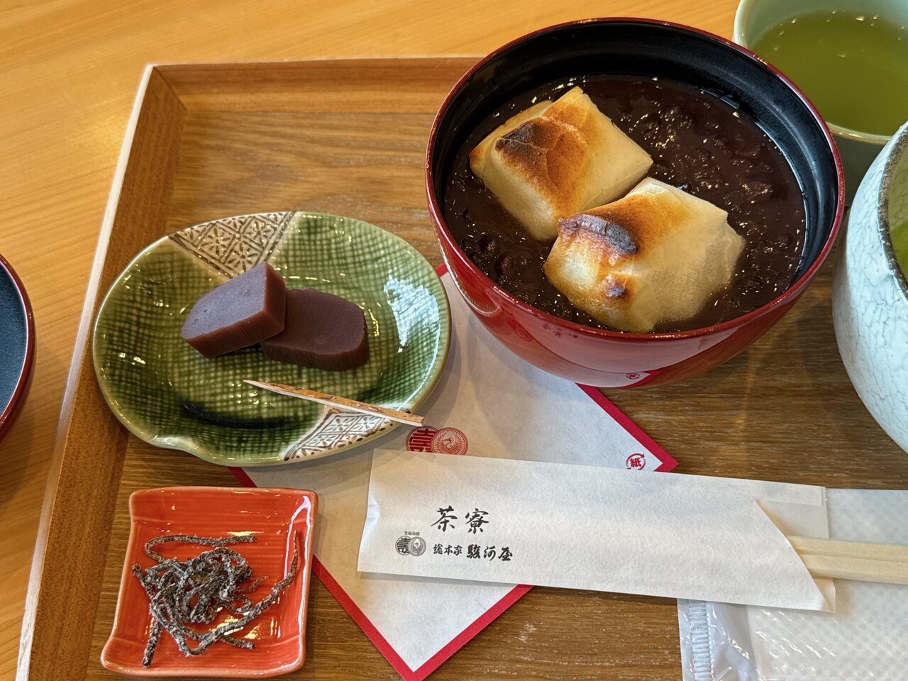 和歌山最古の創業560年和菓子店の餅入善哉 お抹茶セット 和歌山市小倉