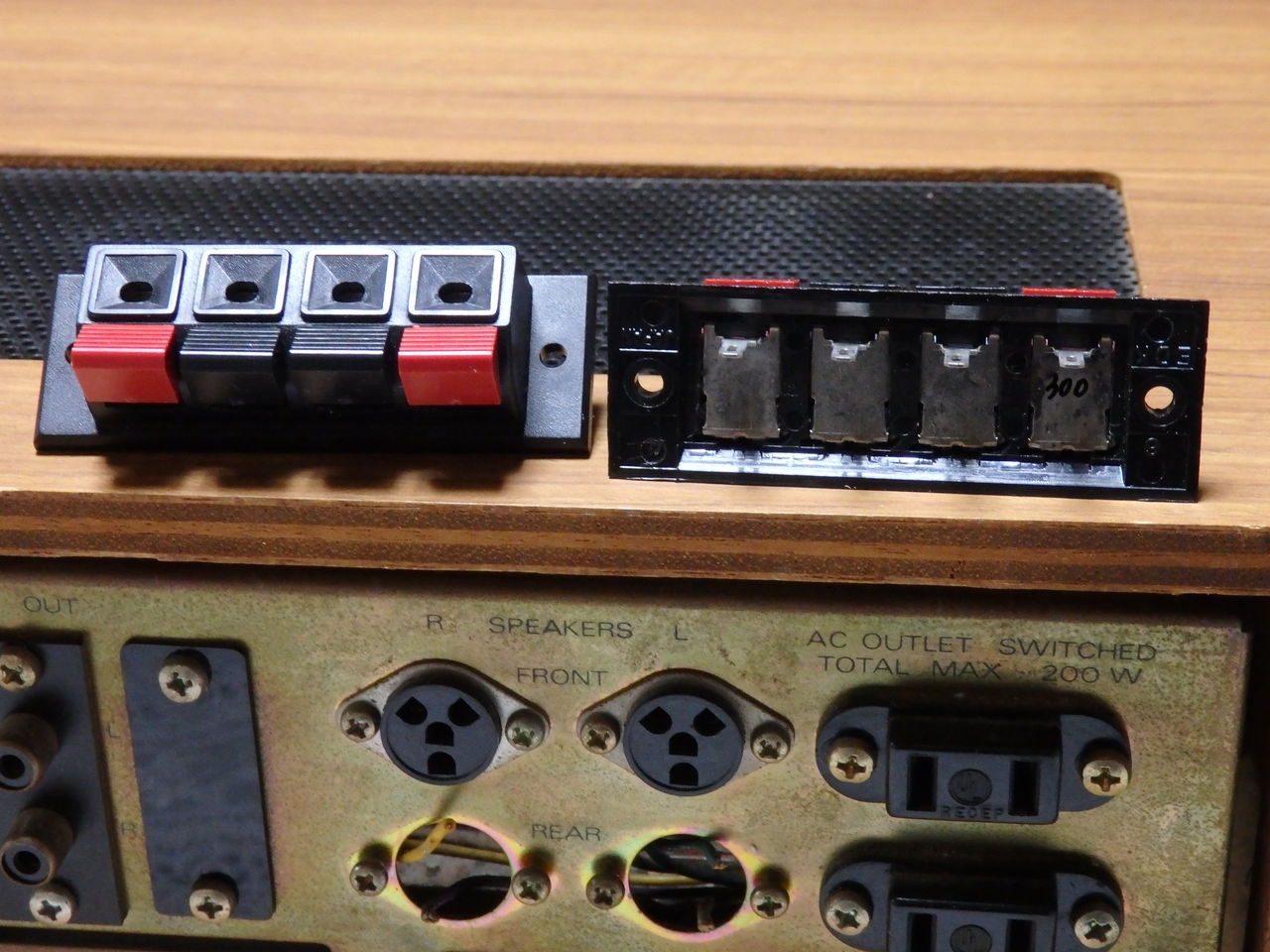 YAMAHA CS-70のスピーカー端子を使いやすくする YAMAHA CS-70のスピーカー端子を使いやすくする YAMAHA CS-70の