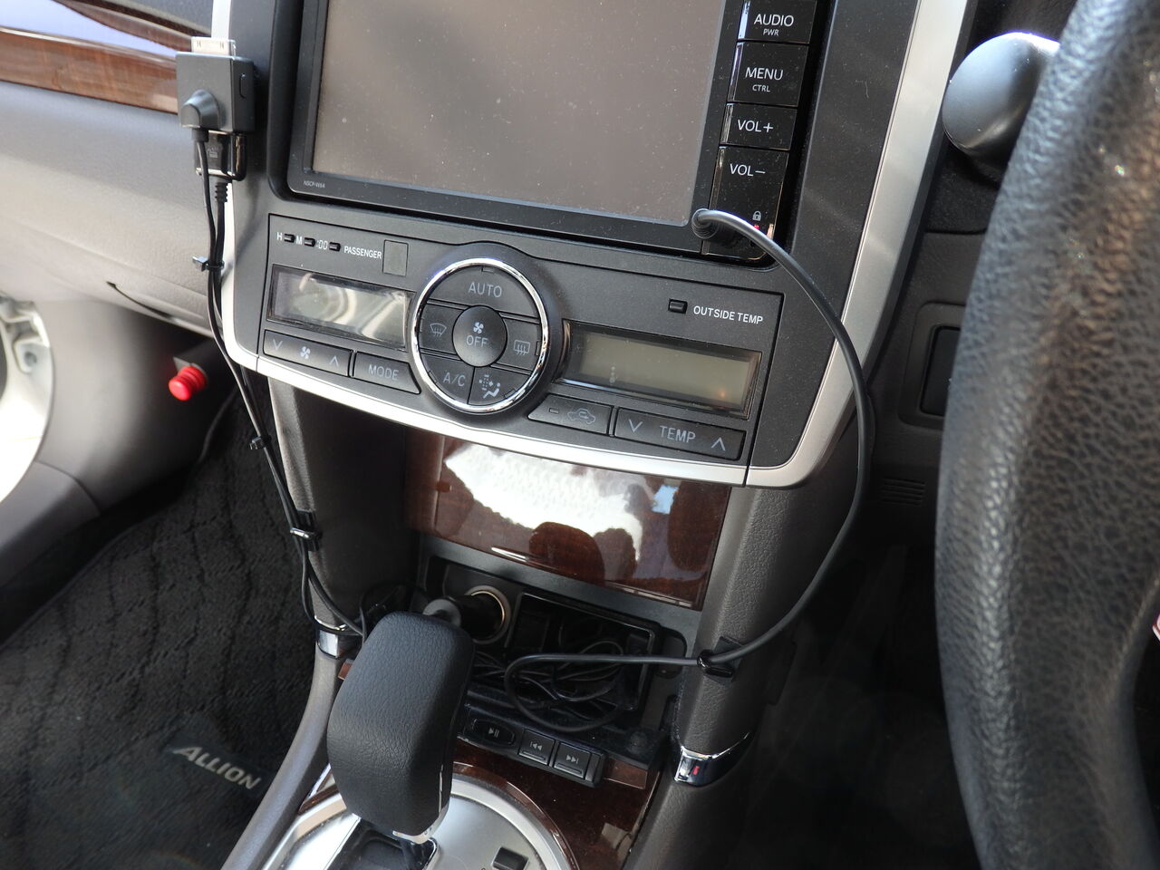 アリオンの各種電装品を外す 別タイトル 車弄りng集 Brzで快適生活 アリオンの各種電装品を外す 別タイトル 車弄りng集 Brzで快適生活
