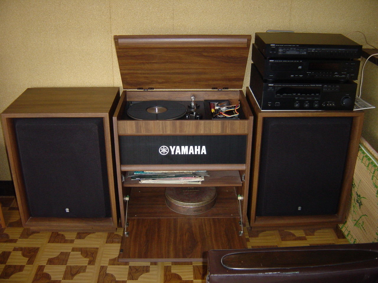 YAMAHA SS-40回答 : BRZで快適生活