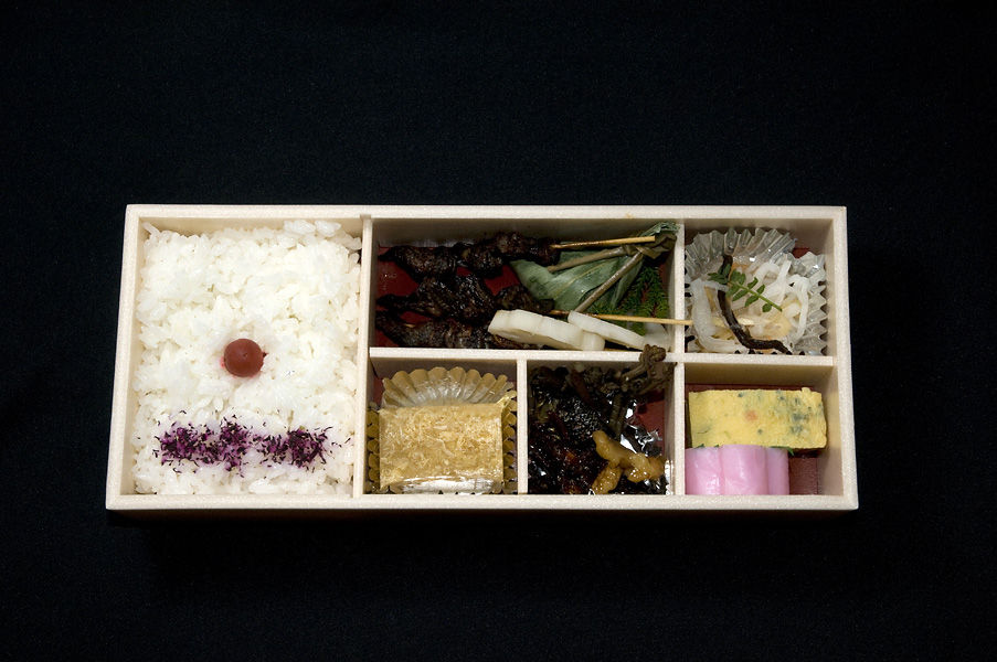 東京駅 加賀名物 どじょう蒲焼弁当 駅弁日記 東京駅 加賀名物 どじょう蒲焼弁当 駅弁日記