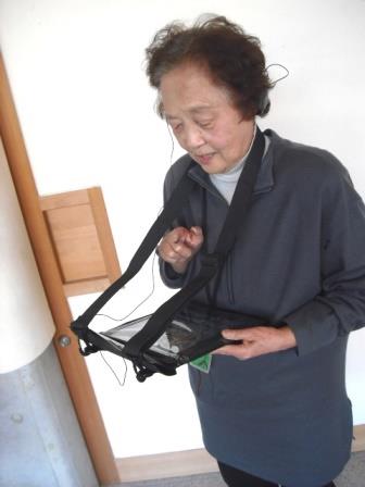 解説アプリ使用中