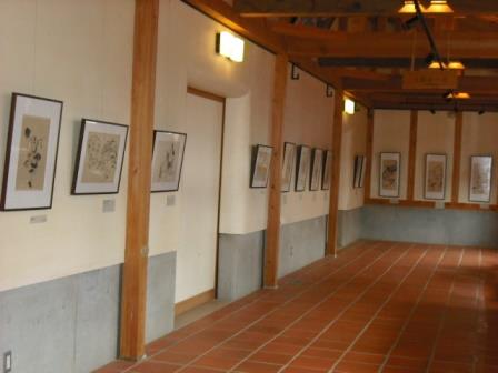 白描画展