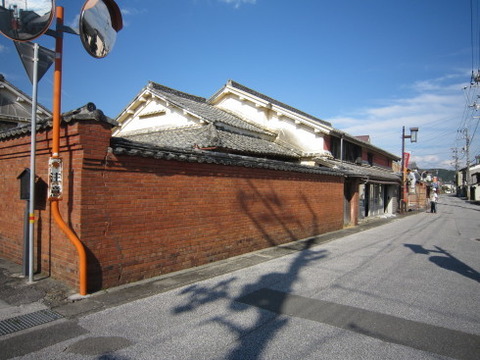 赤レンガ