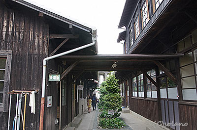 天浜線車庫構内の木造建築