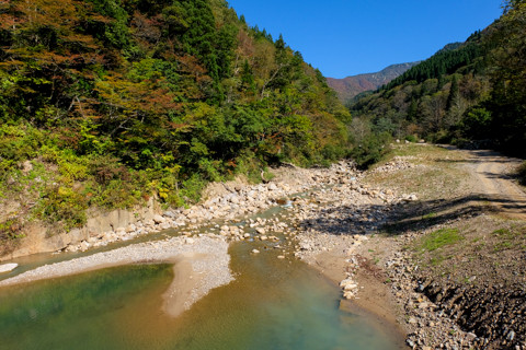 161019_05石川「河内谷分校と大杉谷林道」08
