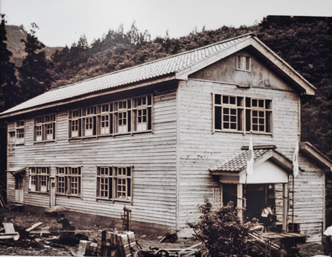 090922白山山麓民族資料館「山の中の小さな学校展」054