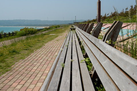 130522羽咋郡志賀町富来領家町「日本一長いベンチ」10