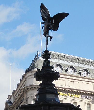 $4コマ漫画 - 英国紳士と国際結婚@ロンドン