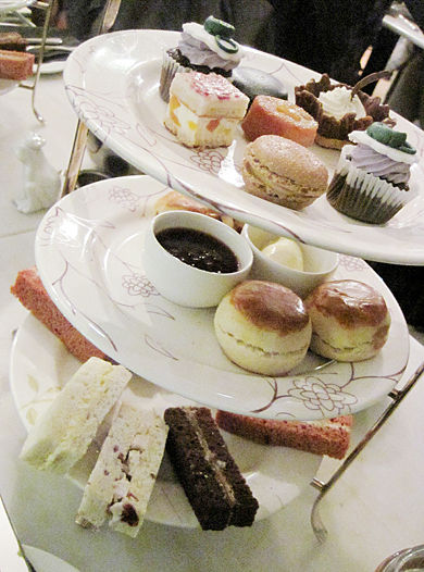 $4コマ漫画 - 英国紳士と国際結婚@ロンドン