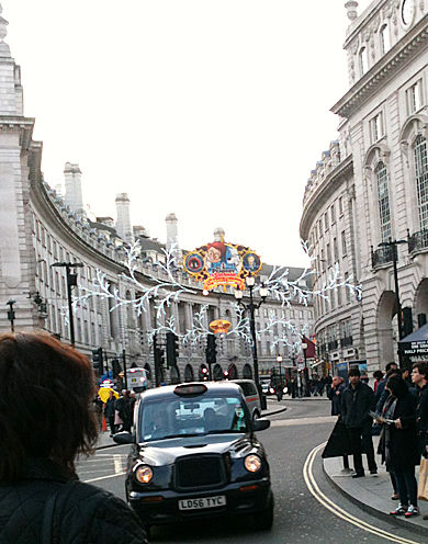 $4コマ漫画 - 英国紳士と国際結婚@ロンドン