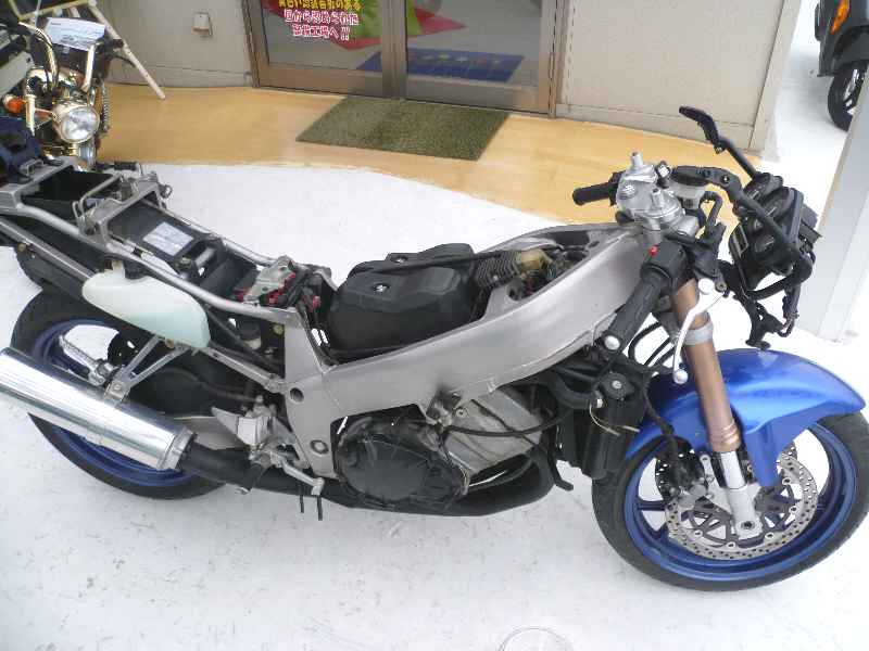 ZXR250C1 燃料タンク 恐い
