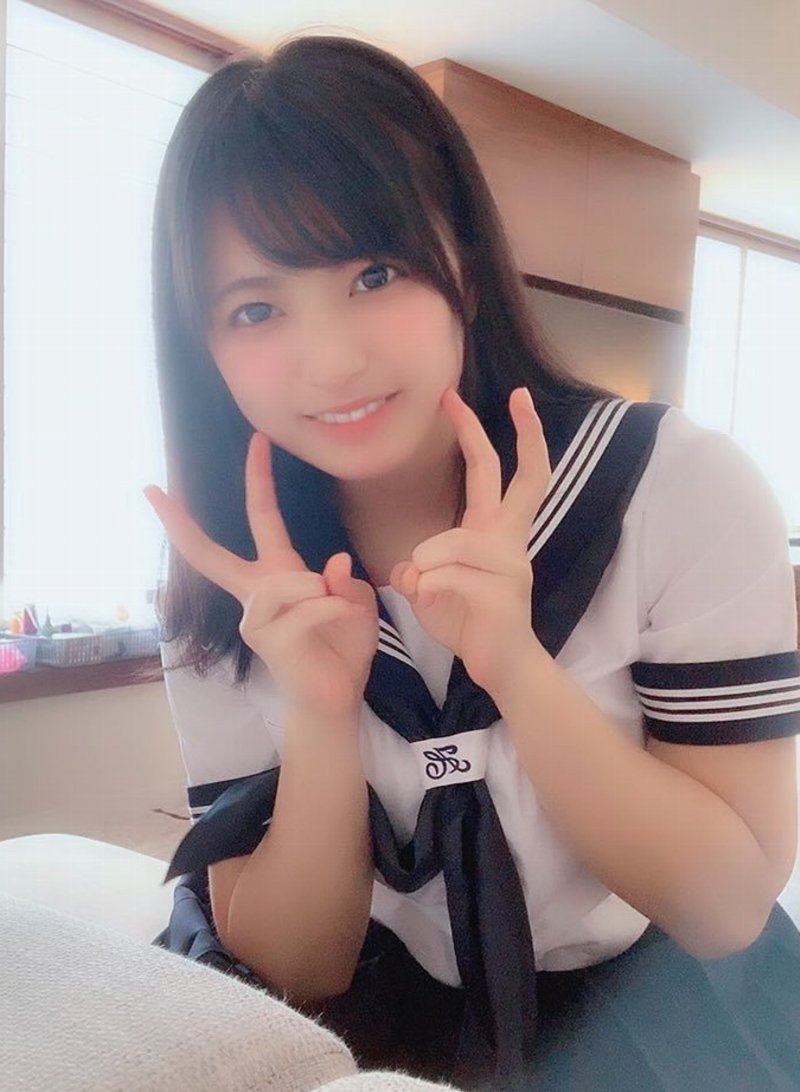 Instagram 根尾 あかり
