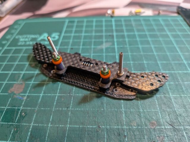 吊り下げ式スラダン　ミニ四駆　DKC 吊り下げ式スラダン ミニ四駆 DKC