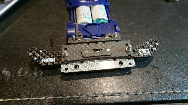 ミニ四駆】純正スラダン+α！スラダン完成へ : サブカル”ダディ