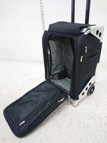 ZUCA ナビゲーター　キャリーケース　ミニ四駆 座れるキャリーバッグ ZUCA NAVIGATOR Silver/Black （ズーカ